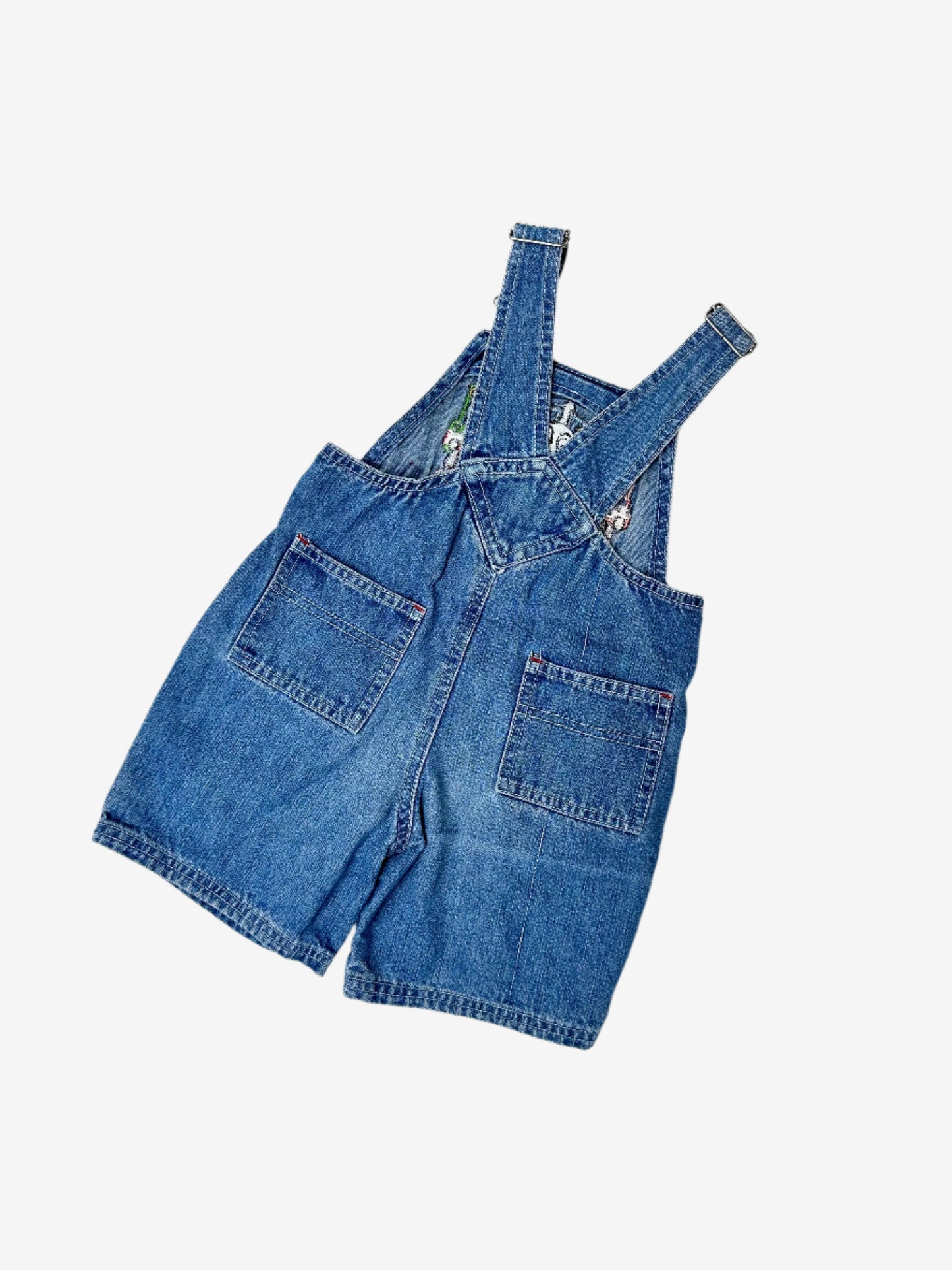 Kids Vintage Thomas the Tank Engine Short Dungarees in denim with detailed thomas and friends embroidery on the chest and branded T buttons. Age 2 yrs