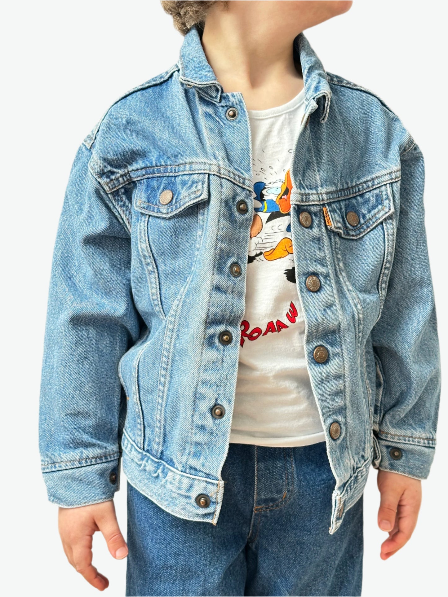 Kids vintage Levi's orange tab denim jacket. Authentically worn in classic trucker jacket. Easy popper fastening. Made in USA. Age 6 yrs.
