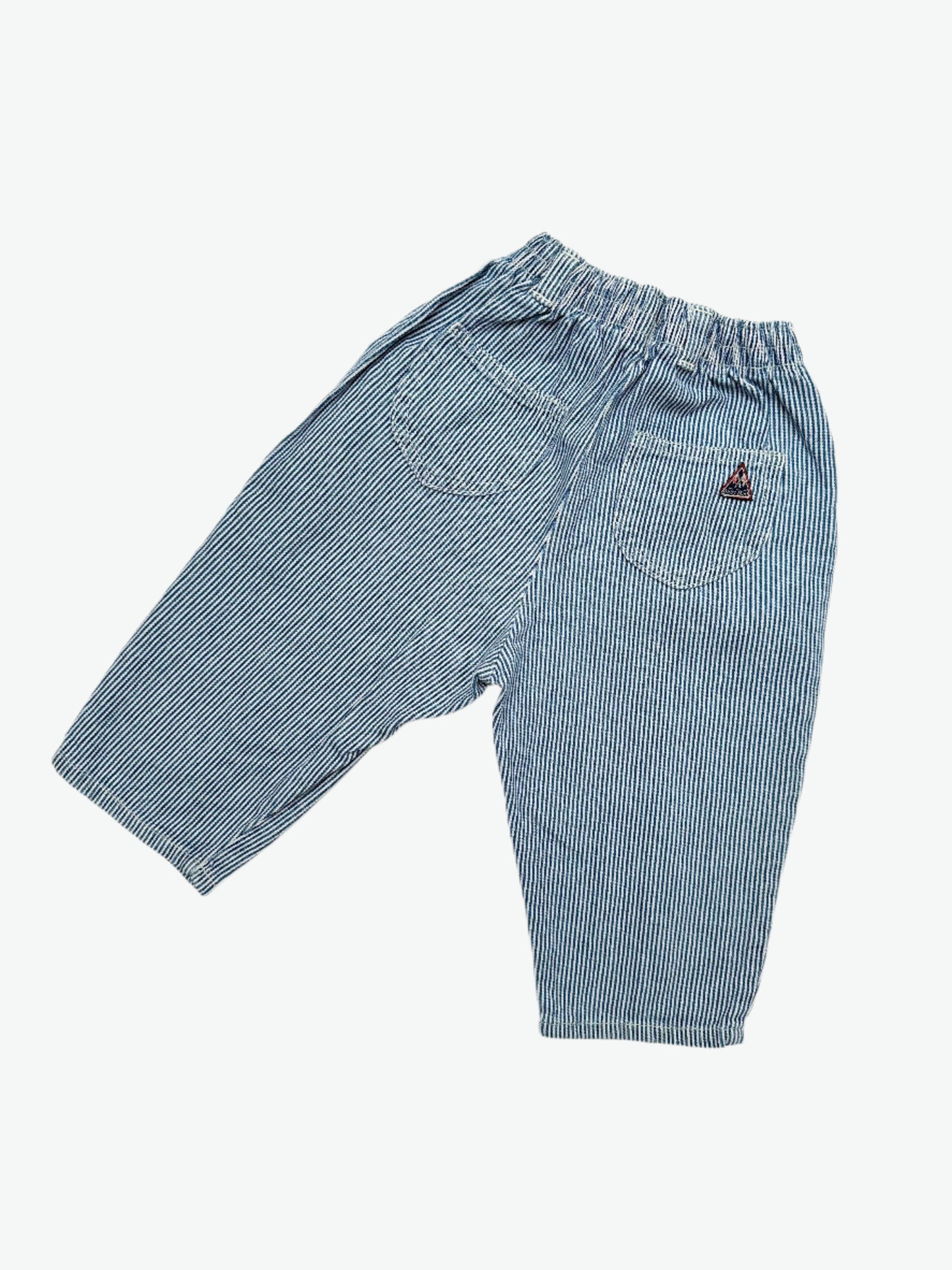 Kids vintage hickory stripe bubble fit jeans, goes with everything, easy elasticated waist. Age 1 yrs.