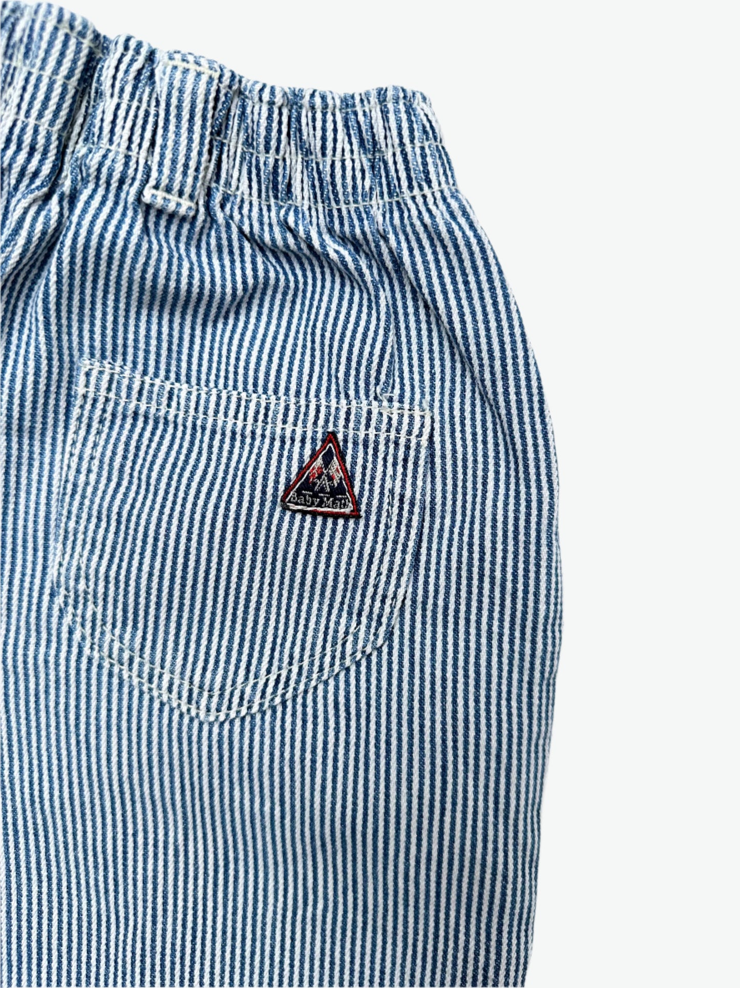 Kids vintage hickory stripe bubble fit jeans, goes with everything, easy elasticated waist. Age 1 yrs.