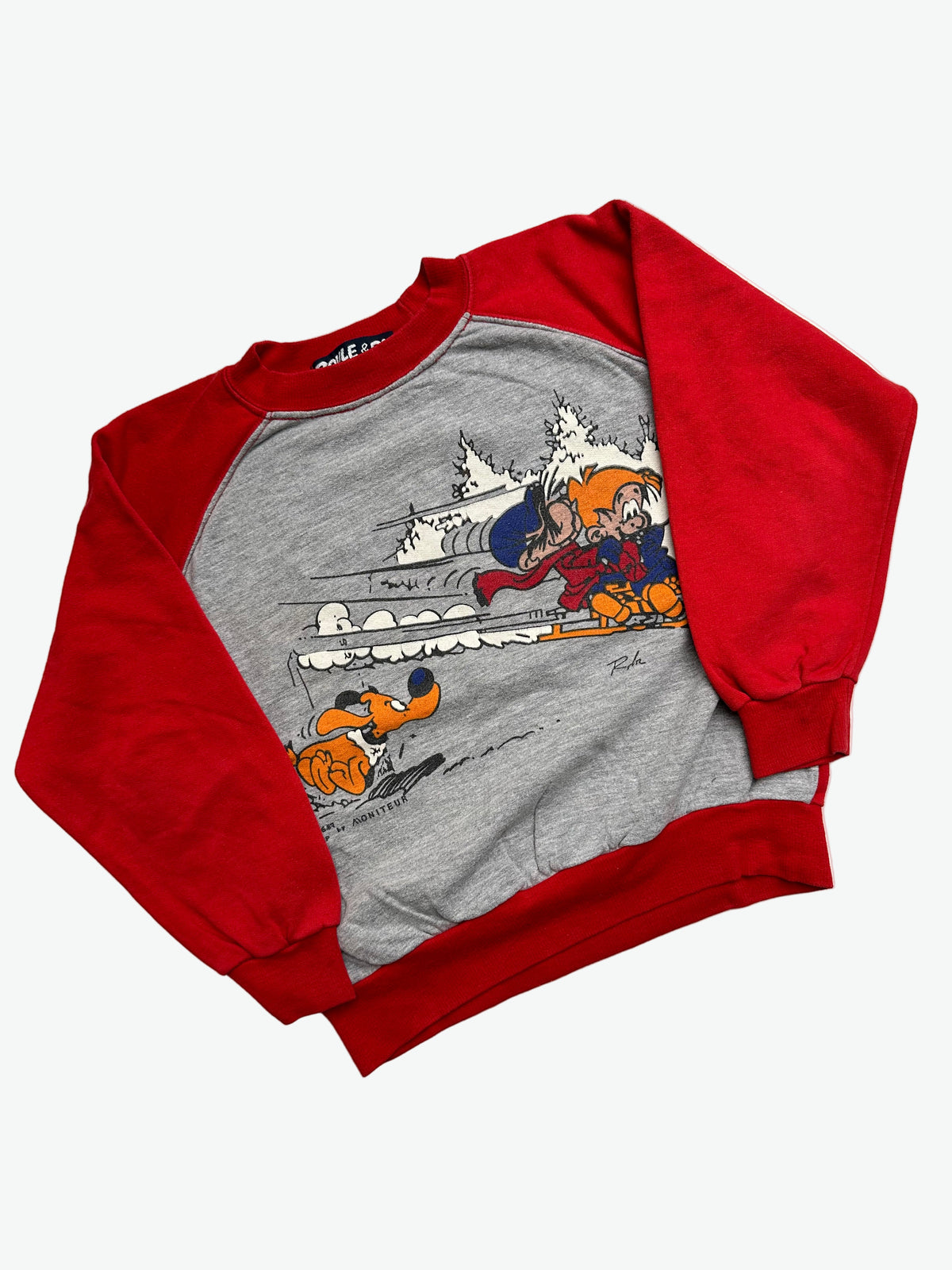 Grey and red sweater jumper with cartoon character boule & bill design on a white background