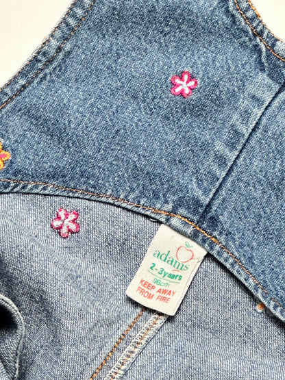 Kids Vintage Adams Denim Pinafore Dress  wih allover embroidered flowers. Flower embossed buttons and options for when they grow. Age 2-3 yrs.