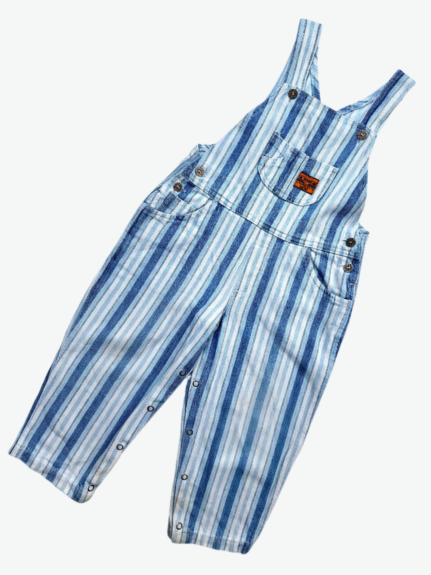 Kids vintage striped dungarees from British brand Adams, lightweight twill material, popper opening and 2x buttons on the straps for room to grow. Age 2-3 yrs.