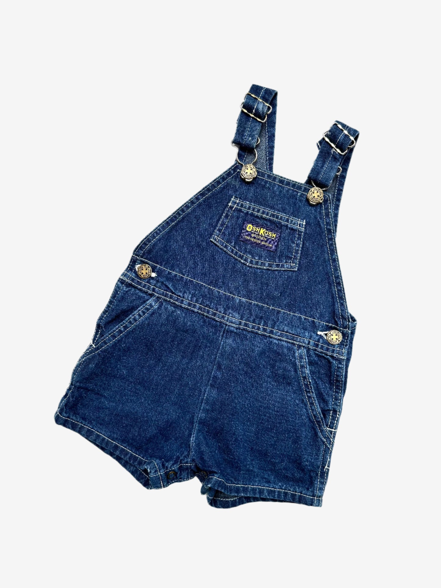 Kids vintage OshKosh short dungarees, in dark denim with contrast stitching - perfection! Age 1 -2 years. A classic.