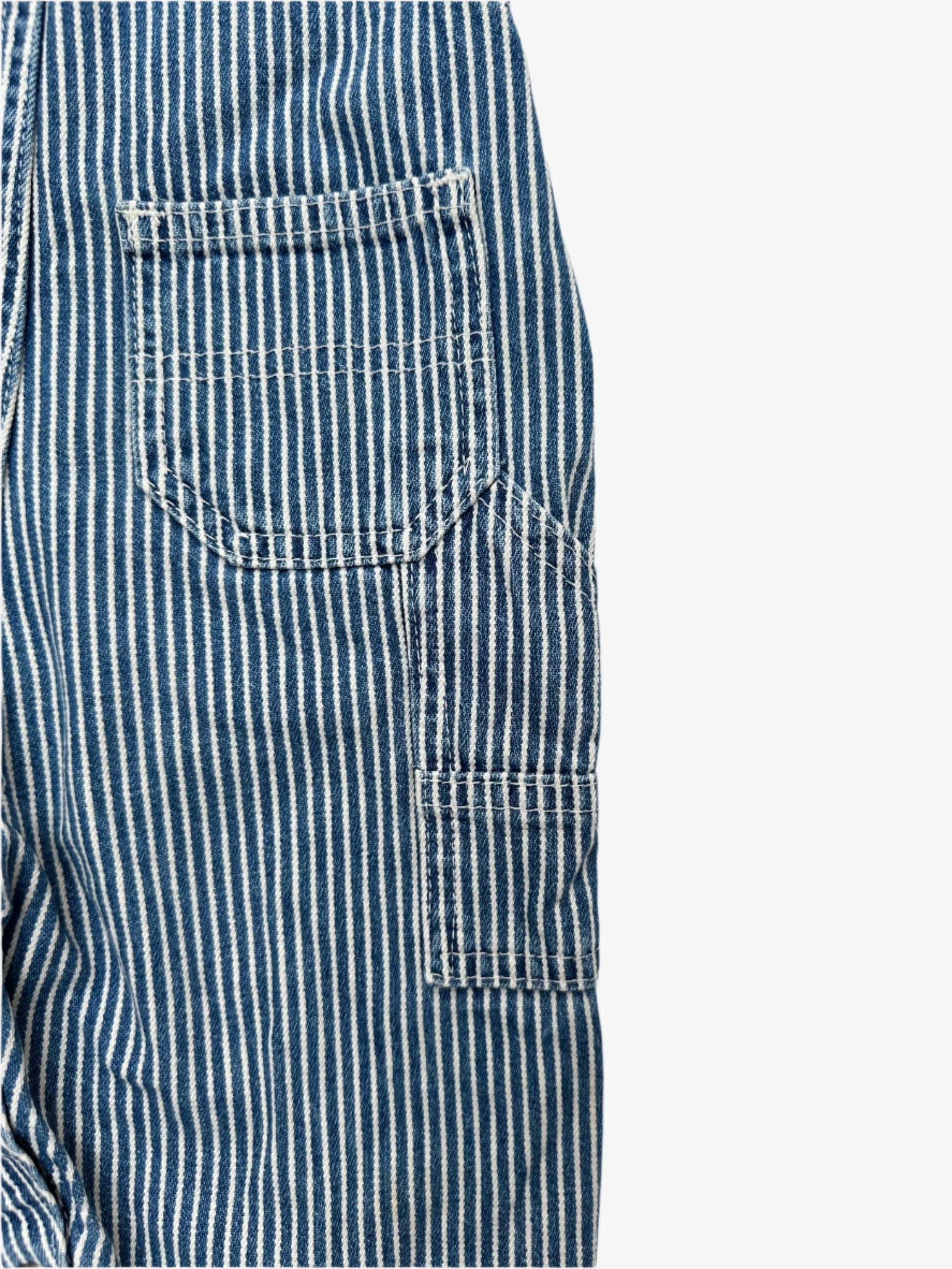 Kids vintage OshKosh hickory striped dungarees, Age 1 years. A classic.