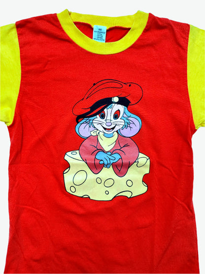 Kids vintage 90'S red and yellow t-shirt with American Tail Fievel print. Age 9-10 yrs.