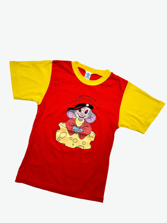 Kids vintage 90's red and yellow t-shirt with American Tail Fievel print. Age 9-10 yrs.